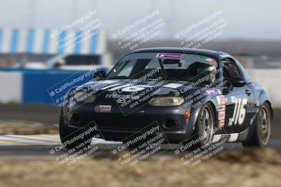 media/Mar-16-2025-CalClub SCCA (Sun) [[e72803ec8c]]/Group 2/Qualifying (Turn 1)/